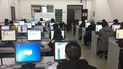 信息技术实训中心 赋能社会考试，引领专业咨询服务